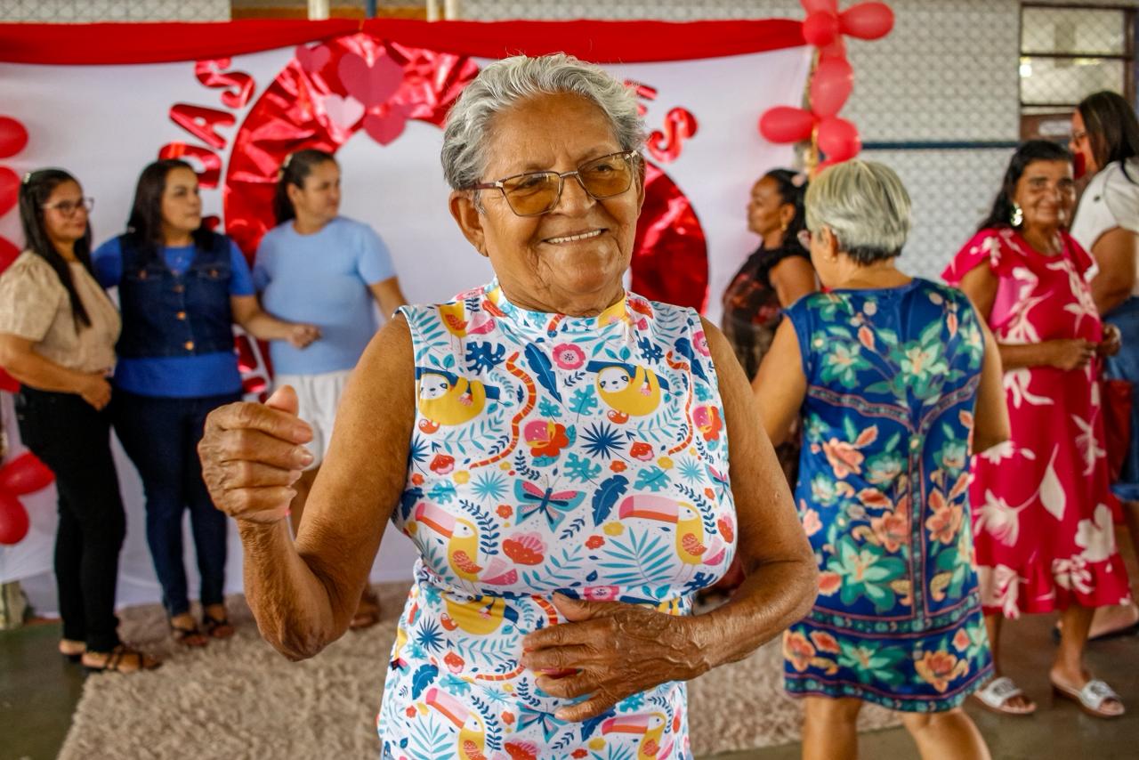 Grupo de idosas do CRAS vive manhã especial em continuidade à Semana das Mães